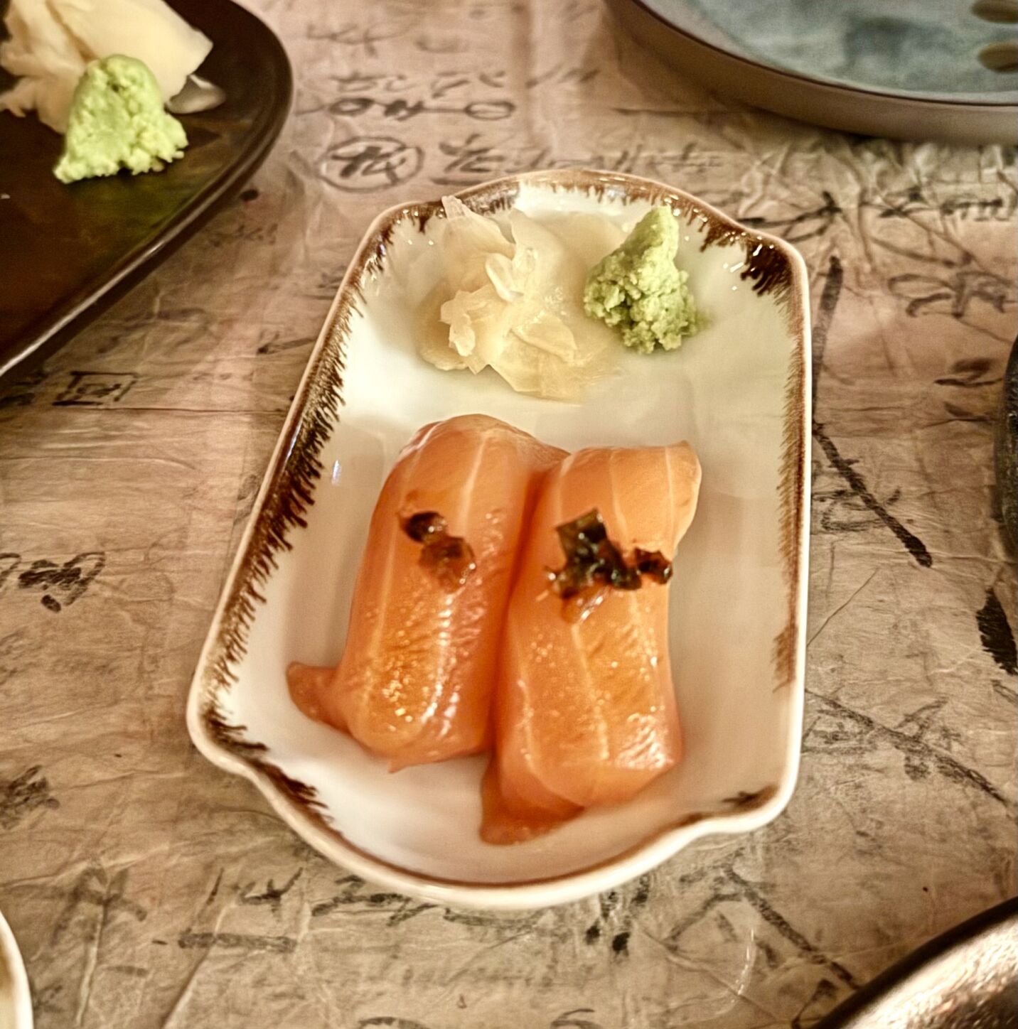 Salmon Nigiri at 888